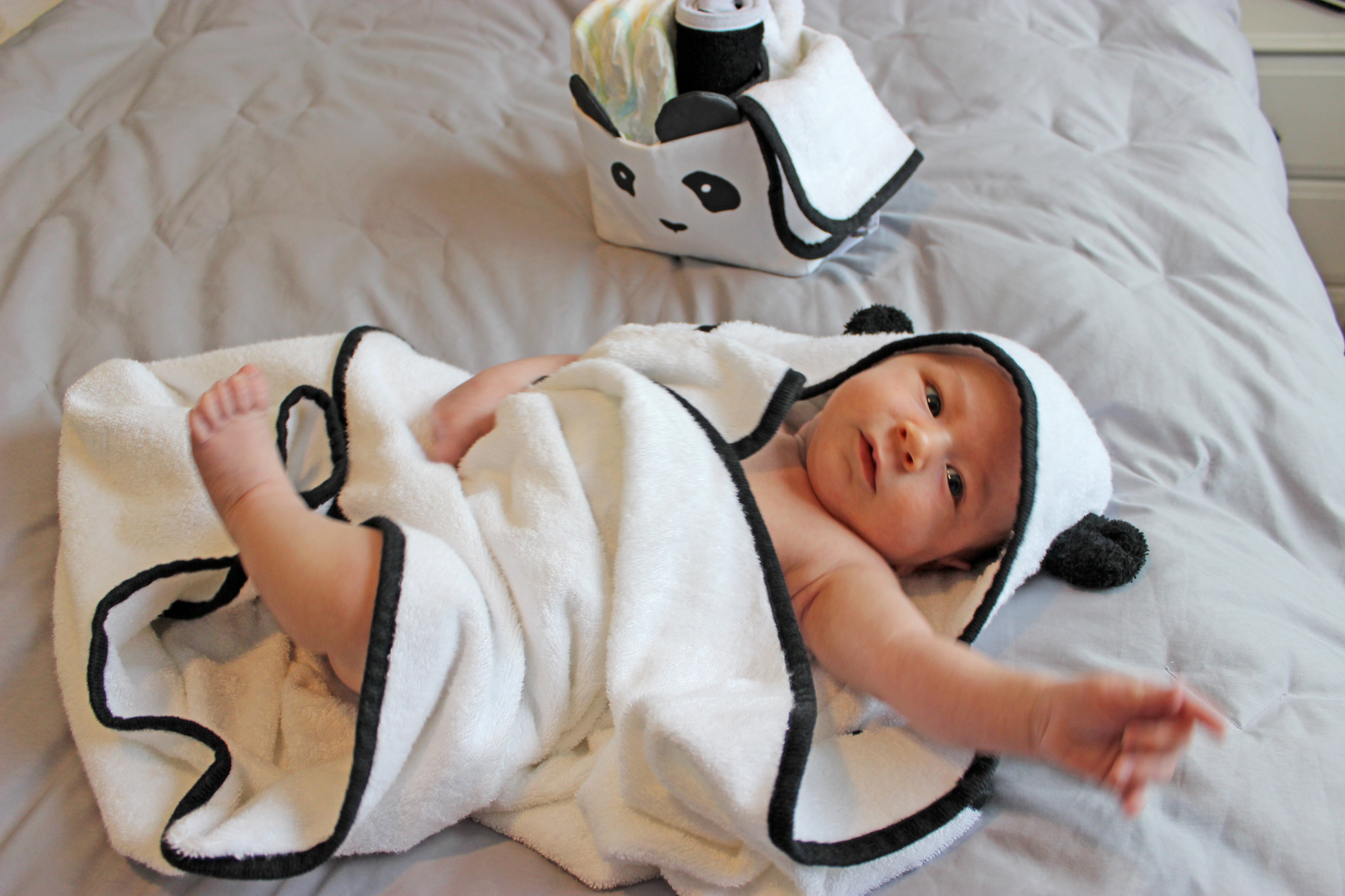 Best Bamboo Hooded Towels and Washcloths for Babies and Toddlers
