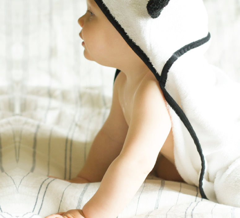 BedVoyage BAmboo hooded towel for babies